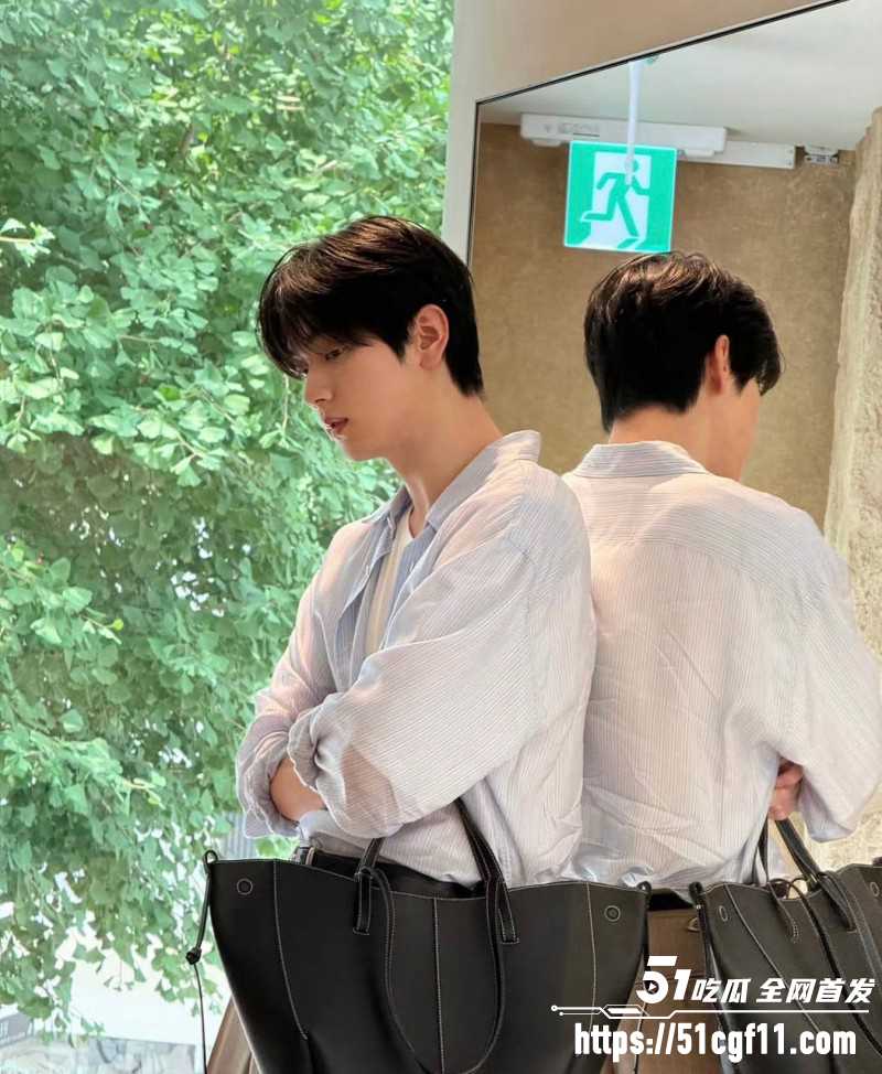 韩国TXT男团崔秀彬脚踏多船被前男友曝光04 韩国TXT男团崔秀彬脚踏多船被前男友曝光04