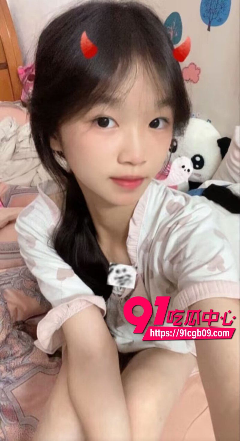 抖音热瓜同学邢可欣5.jpg 抖音热瓜同学邢可欣5.jpg