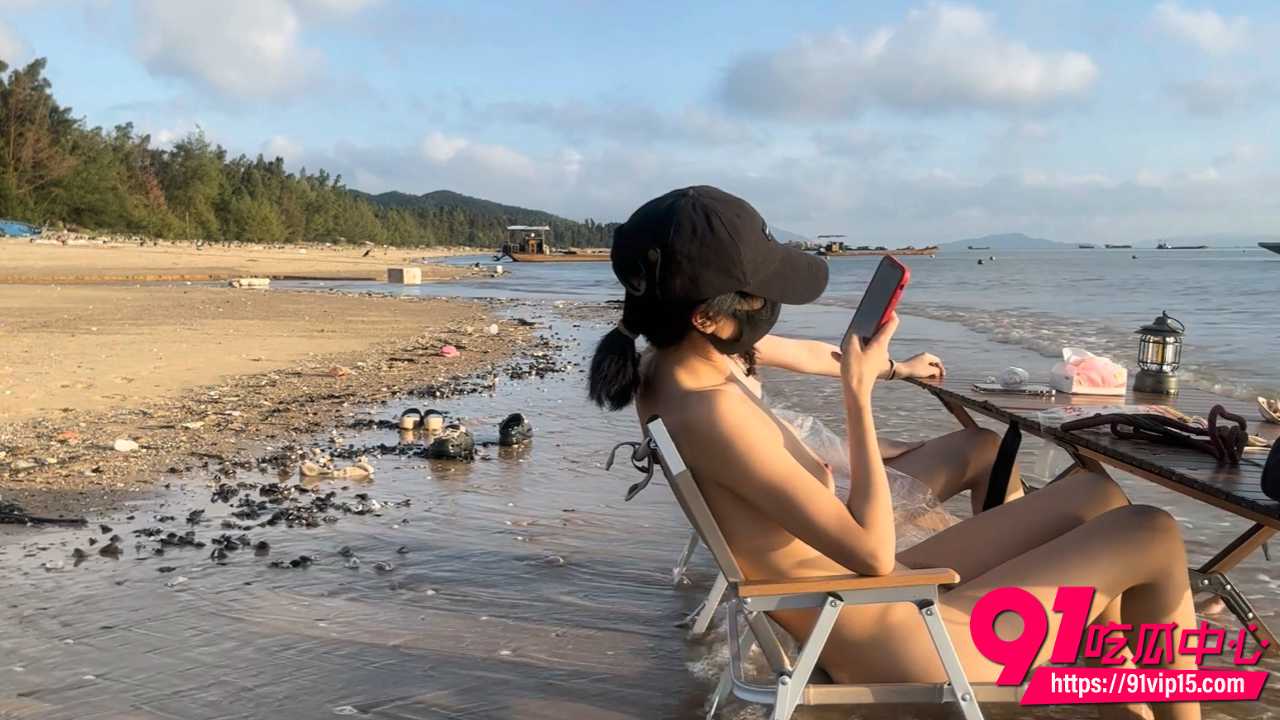 露出博主cikaimoon和闺蜜沙滩全裸7 露出博主cikaimoon和闺蜜沙滩全裸7