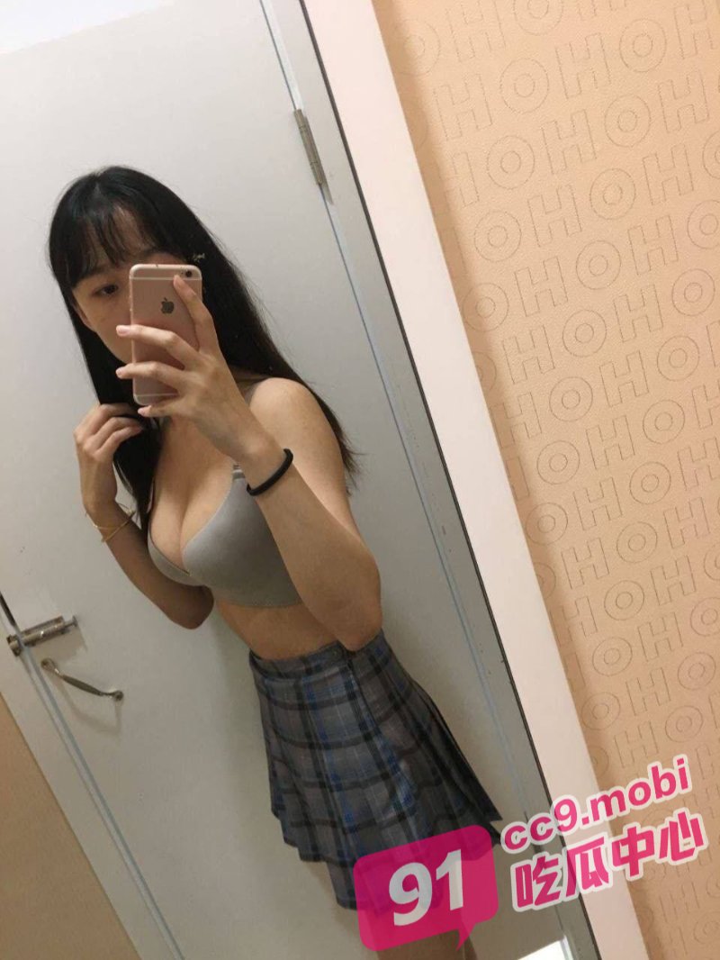 台南职业学校念雯 白天老师眼里得好学生 晚上嫖客眼里得好妹妹！