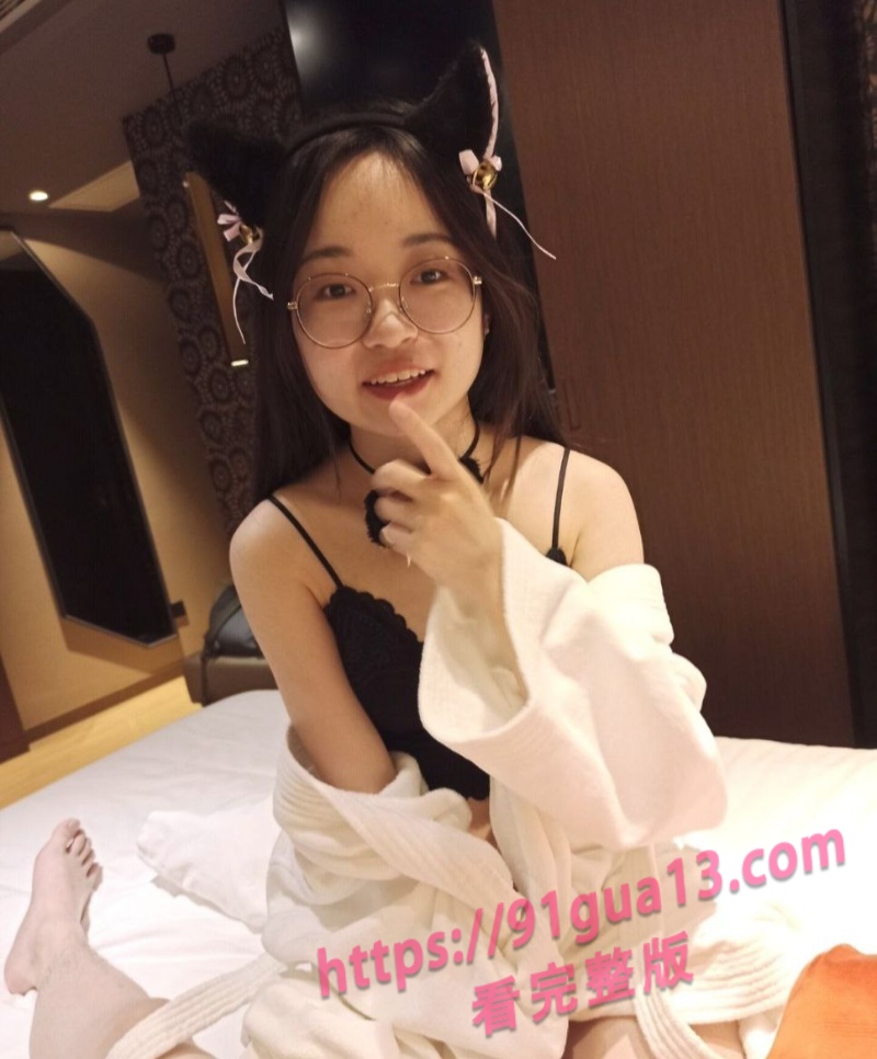 可爱眼镜妹专区～邻家小妹主动贴贴 瓜友们能扛不住这种诱惑吗？ 配图6