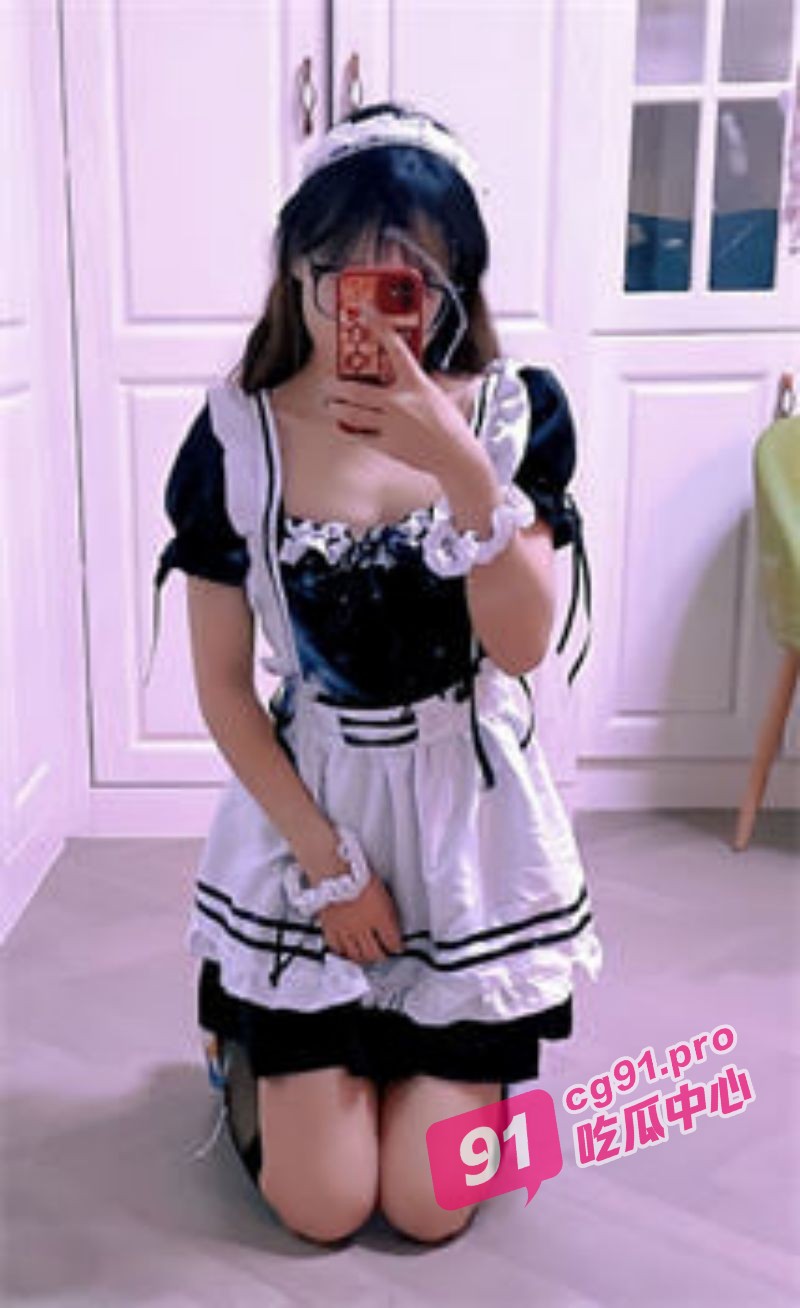 走廊里传来的呻呤声 小情侣的性爱休闲时刻 干柴烈火的激情!