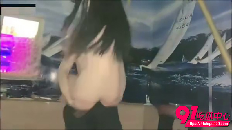 校花KTV被灌酒多人轮奸 8