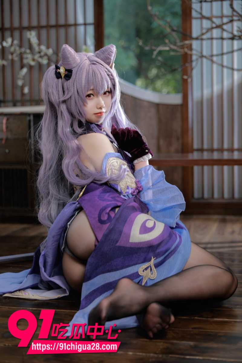 二次元极品嫩模雪琪SAMA最新私拍2