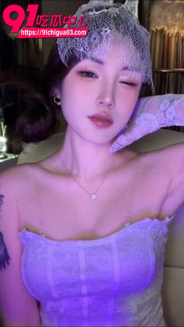 抖音高颜值花妹一对一私拍尽显她迷人的身姿与独特魅力4 抖音高颜值花妹一对一私拍尽显她迷人的身姿与独特魅力4