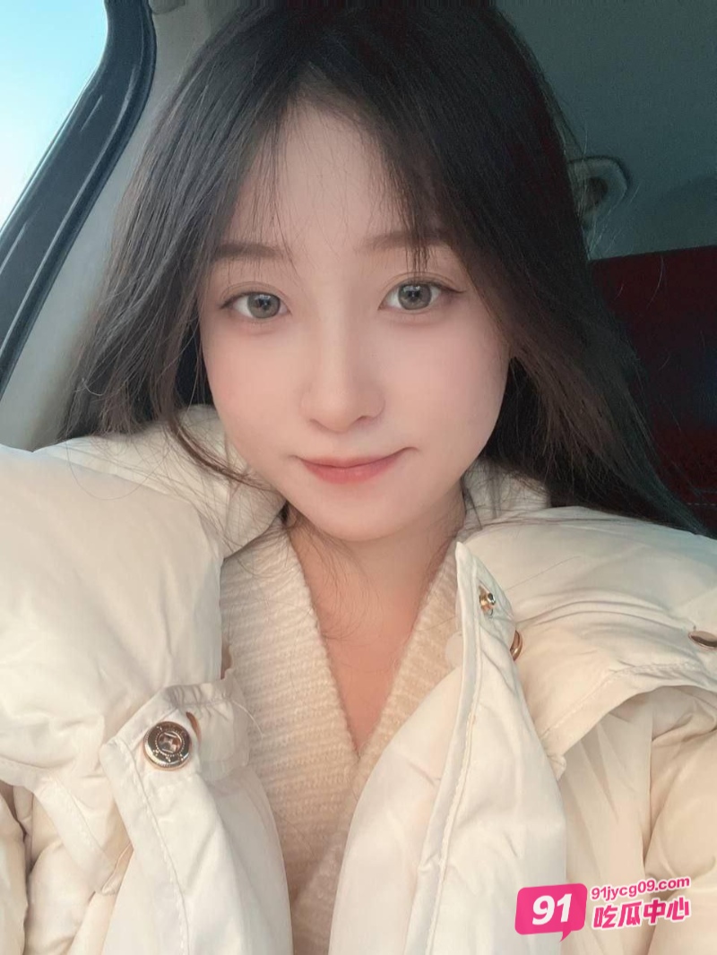 大眼正妹私拍视频遭渣男泄漏 曼妙身姿柔美撩人！ 配图2