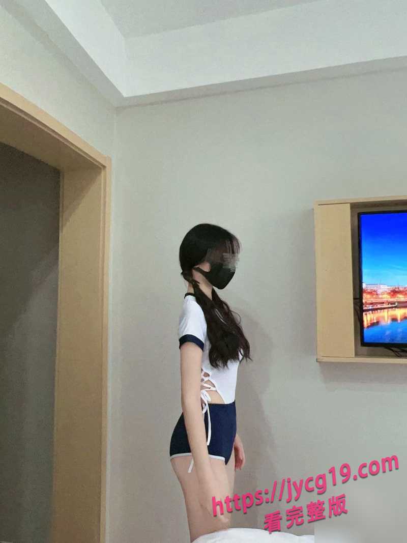 姐弟乱伦～姐姐控诉废物姐夫无能 转头找弟弟火力全开 配图2