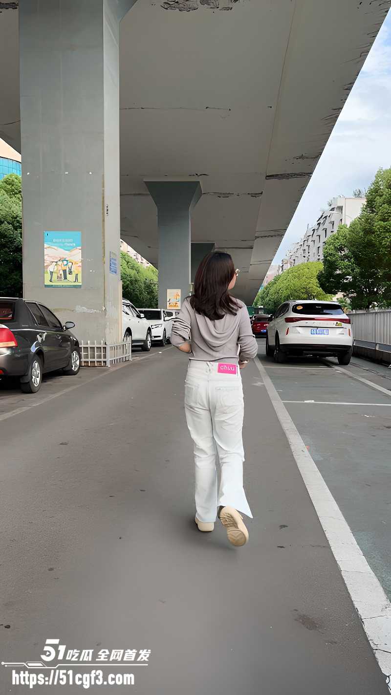 贵州六盘水小夫妻性爱自拍 0