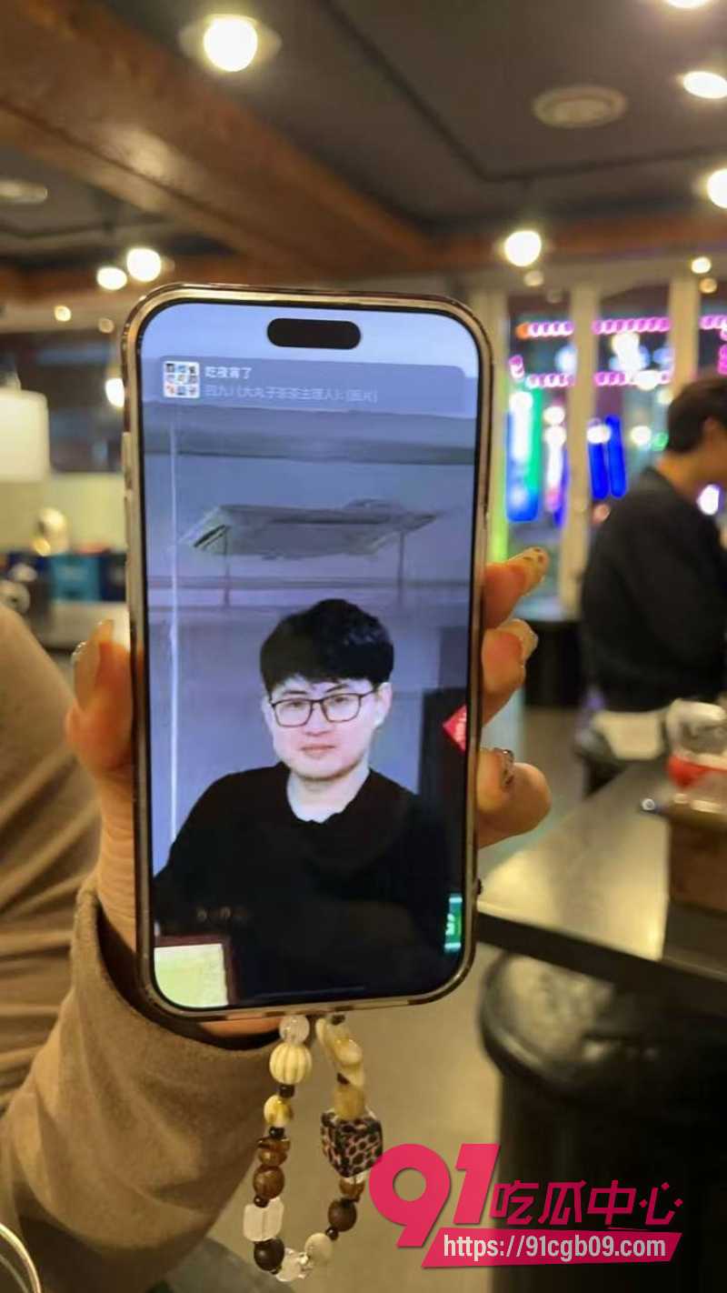 新娘出轨表姐夫20