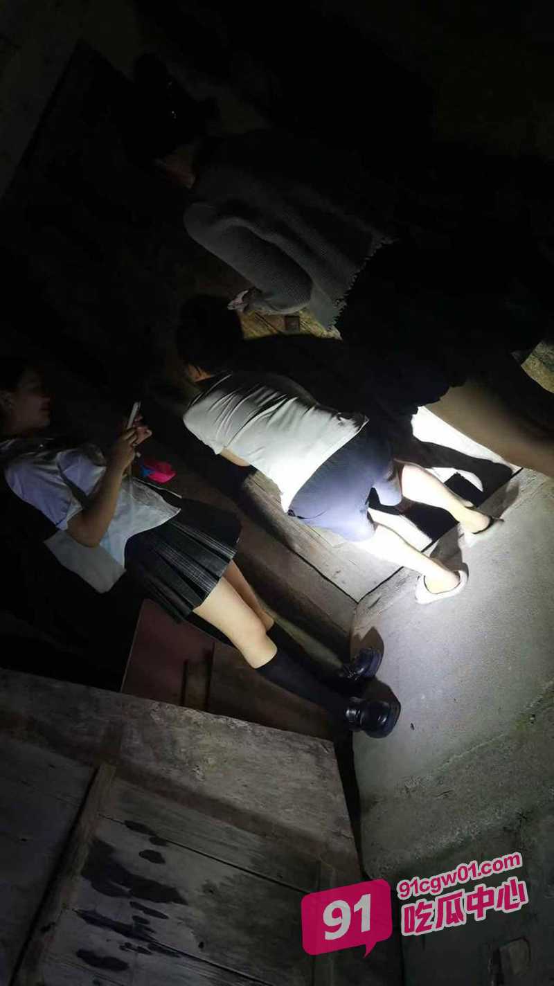 汕头记者暗访 站街女白天150晚上200 价格亲民 颜值身材性价比极高 配图8