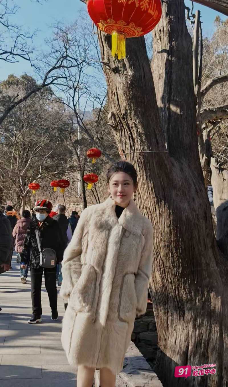 山东女子举报丈夫 医科大学副教授许铎 妻子生产时出轨女学生 配图11