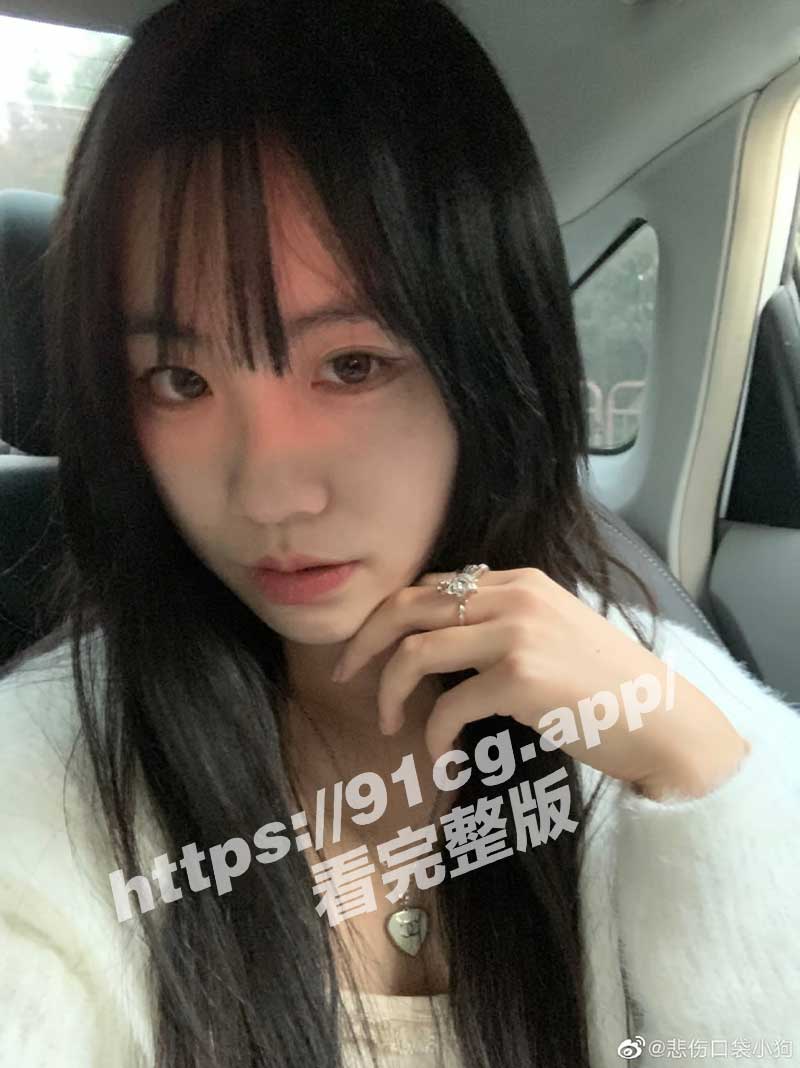 微博健身网红 国产独家流出 大尺度露脸定制视频 全裸玩穴深喉口爱