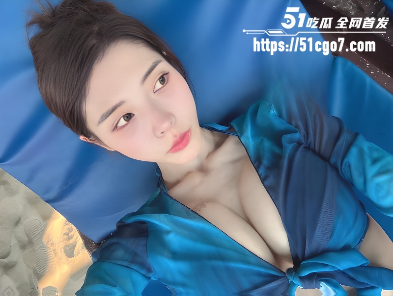 8w粉丝网红 香香 与前男友自拍露脸口交性爱视频曝光1