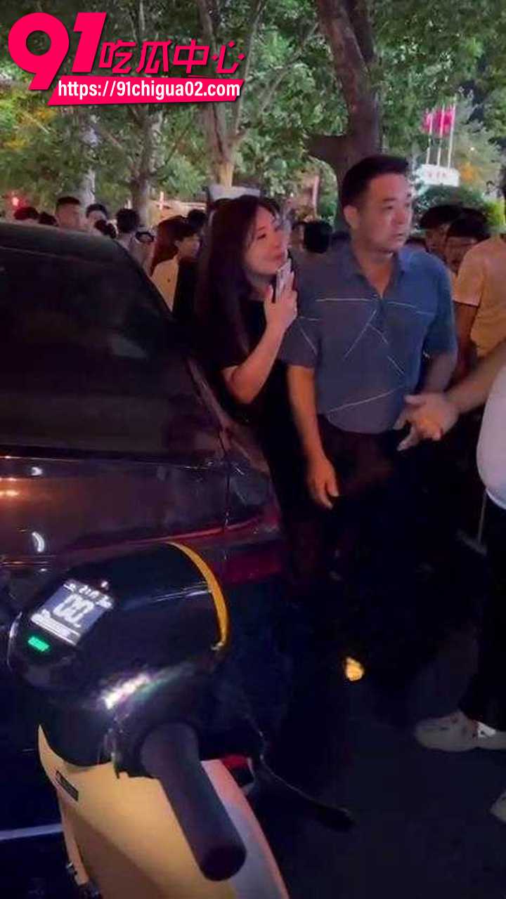 山东临沂沂南县奥迪A6抓奸事件 1