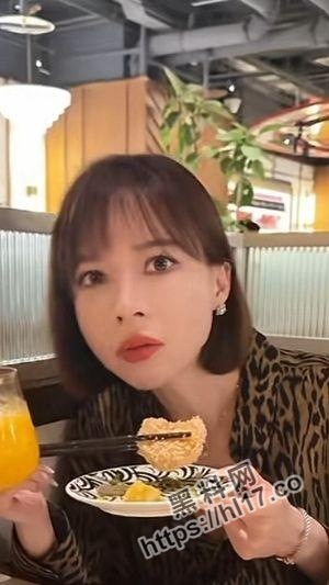 抖音 田田小阿姨 北京630W粉丝名媛性爱视频流出！各种搔首弄姿深喉颜射真会玩～