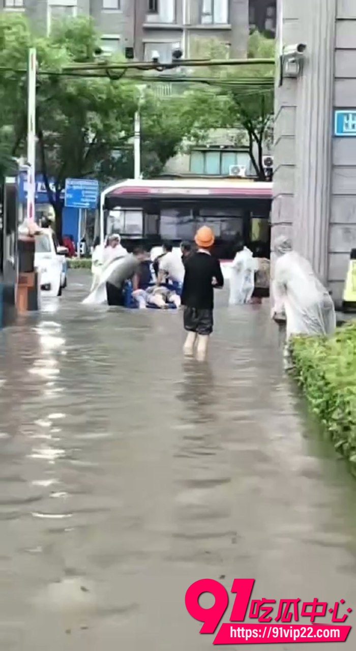 上海暴雨内涝 7 上海暴雨内涝 7