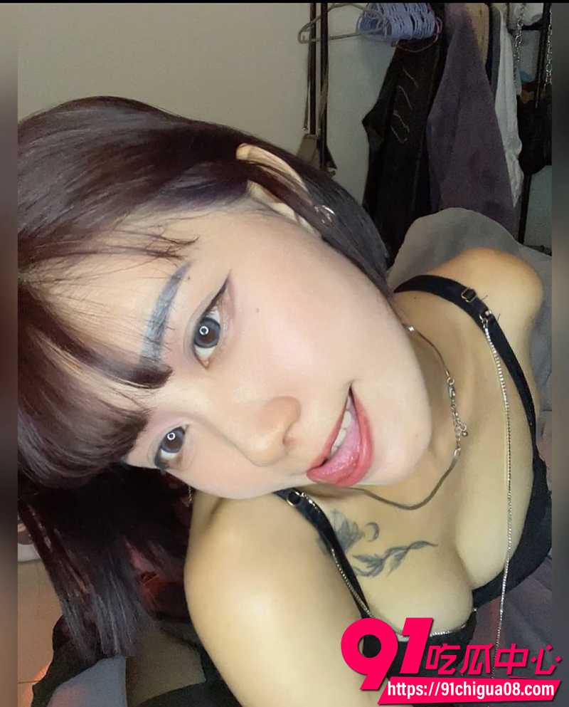 10高颜值网美露娜 10