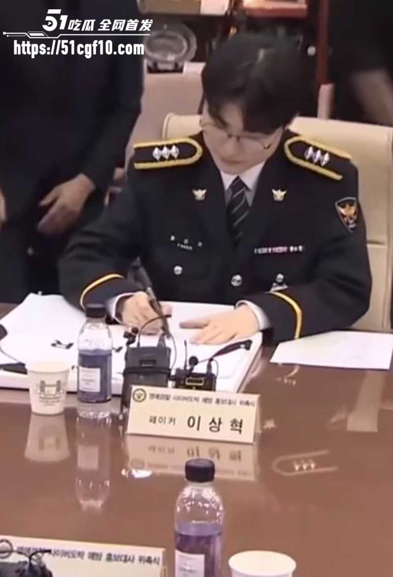 电竞传奇Faker李相赫上任警长 3 拷贝 电竞传奇Faker李相赫上任警长 3 拷贝