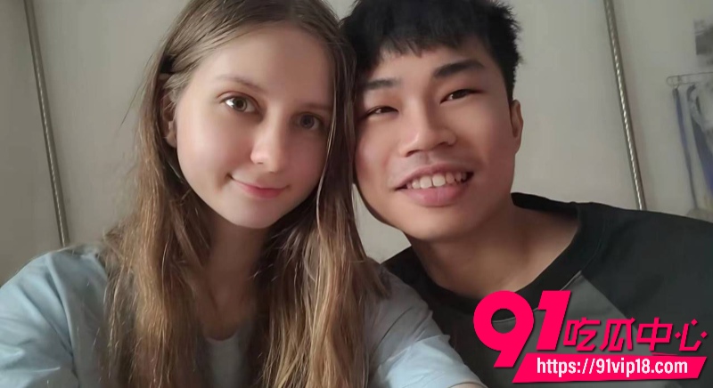 广西小伙欢仔跟波兰女友AmandaWei散伙 女方成为网红后出轨 上岸第一剑先斩意中人