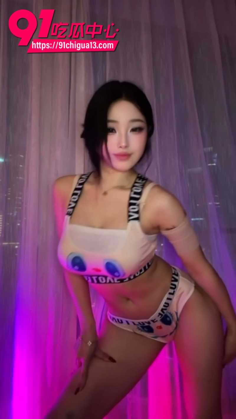 抖音382W粉丝极品女网红mimi蛋儿定制付费福利8