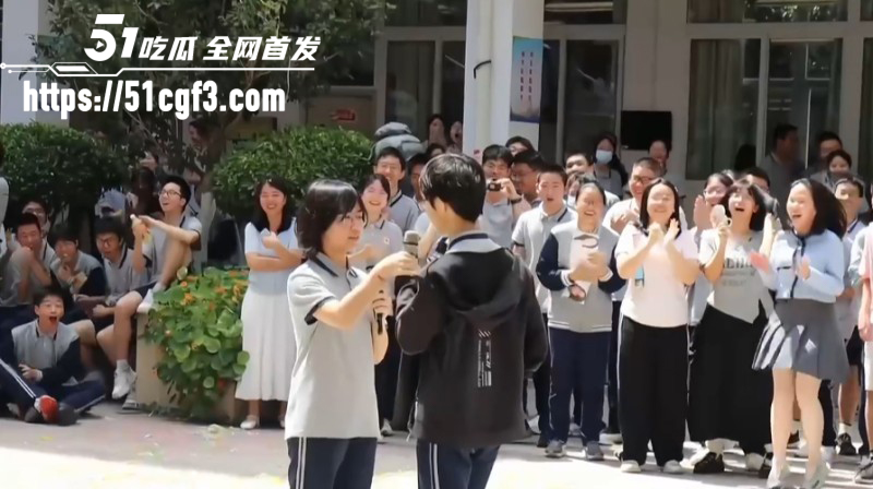 厦门第一中学赵梓牧向女友求婚04 厦门第一中学赵梓牧向女友求婚04