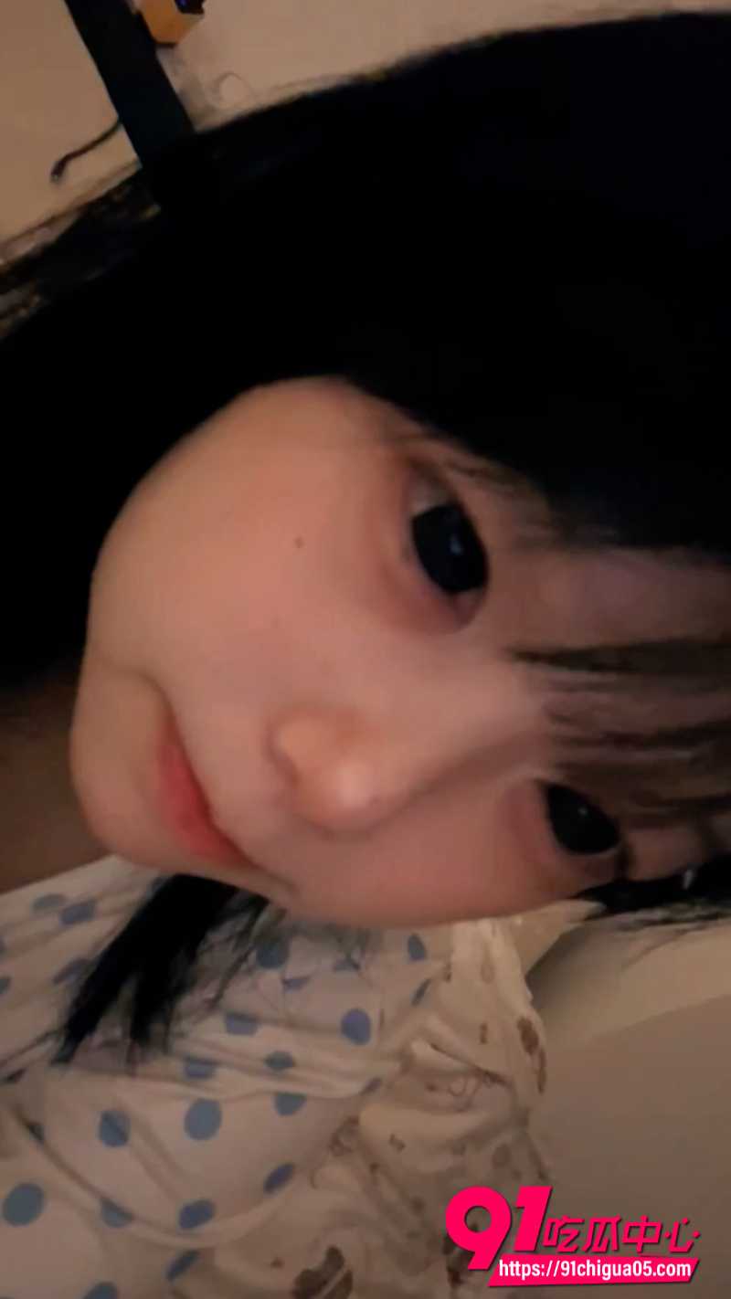 大眼萌妹池奈奈 520门槛 私定福利 漏点大尺度独家资源 软嫩身躯揉奶自慰!