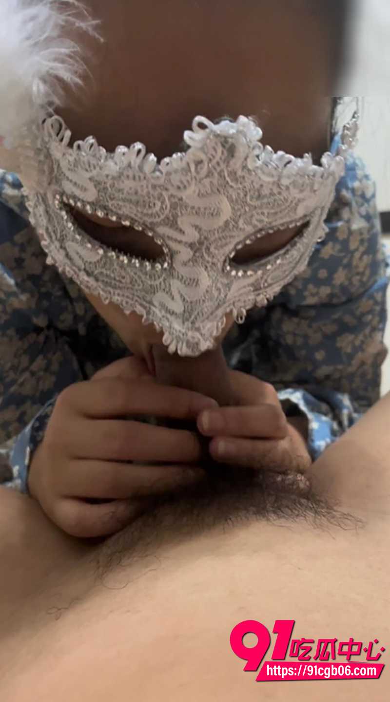 9小姨子足交视频  4