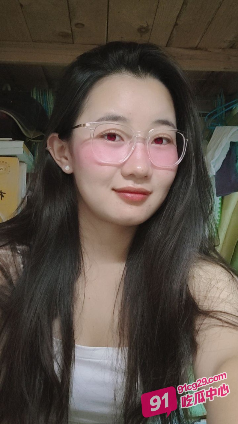 内蒙微胖母狗李丹可 soul上与网友裸聊被曝光 刚开始还假装矜持后面尺度越来越大 配图3
