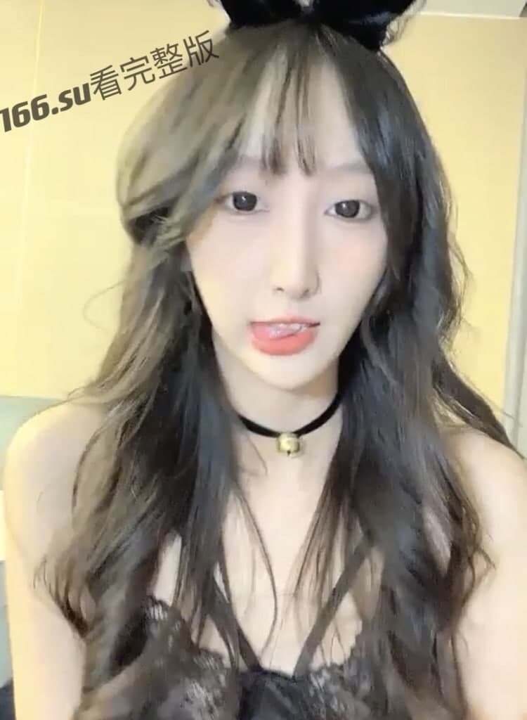 下海黄播清纯热门新秀泡泡咕高能直播大尺度私密表演真实视频全网流出曝光