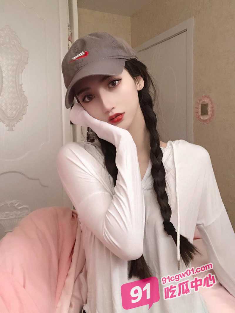 OnlyFans人气博主Jayinne作品大赏 自慰口爆无套性爱应有尽有！ 配图5