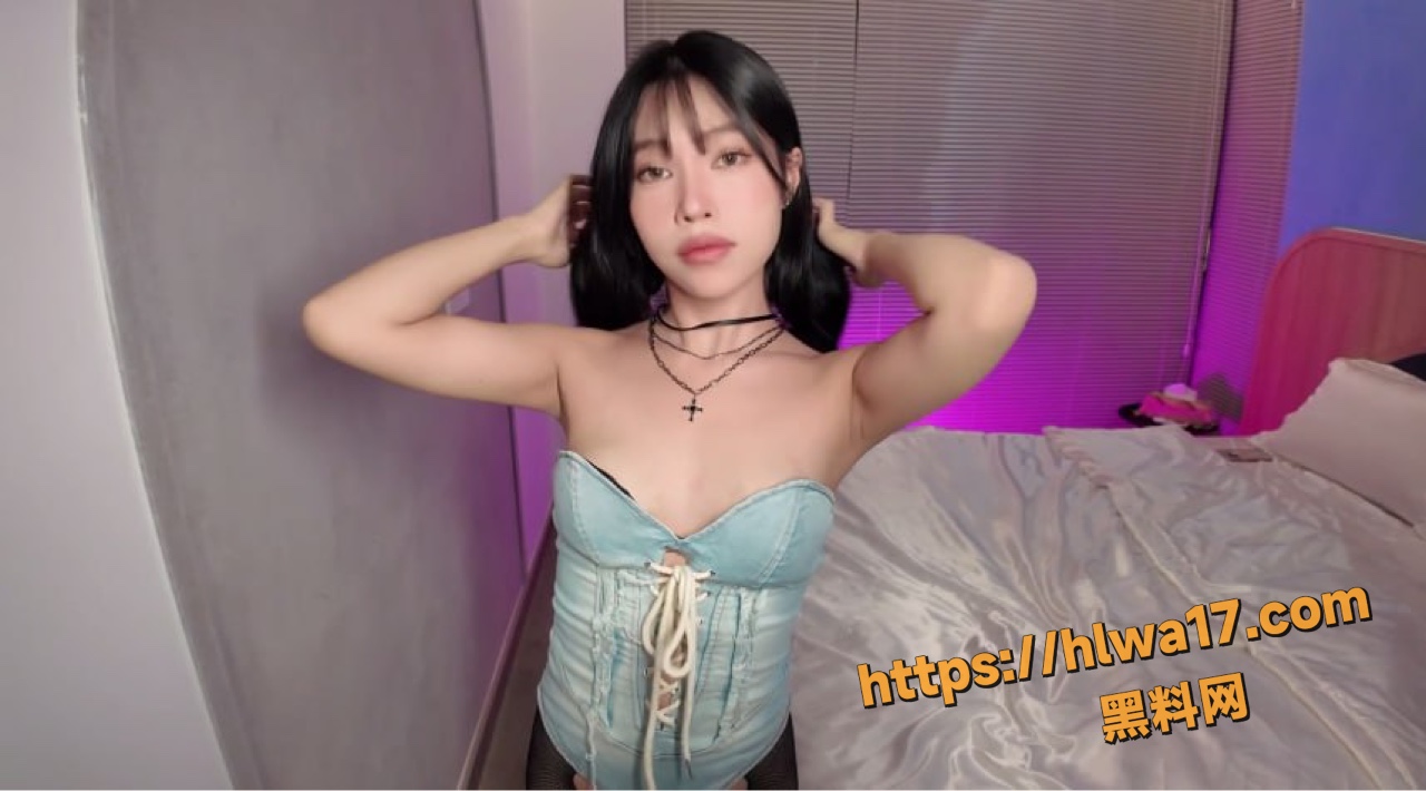 越南骚浪反差人妻Miuzxc 11月新作 黑丝长腿啪啪狂喷 欲火焚高潮迭起！