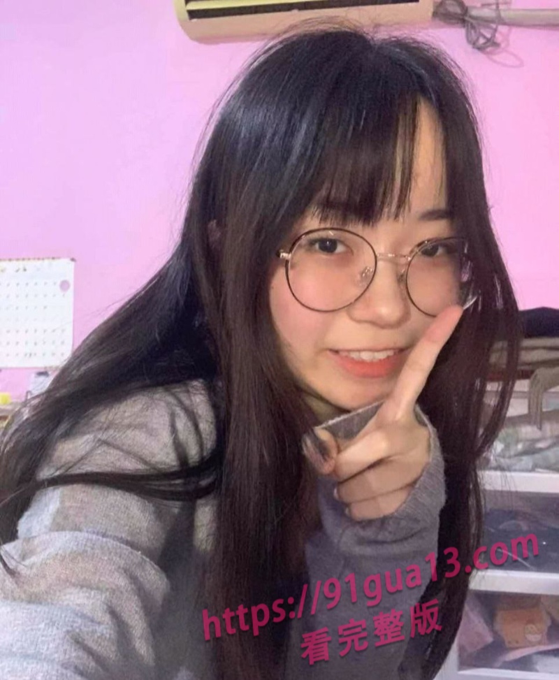 可爱眼镜妹专区～邻家小妹主动贴贴 瓜友们能扛不住这种诱惑吗？ 配图2