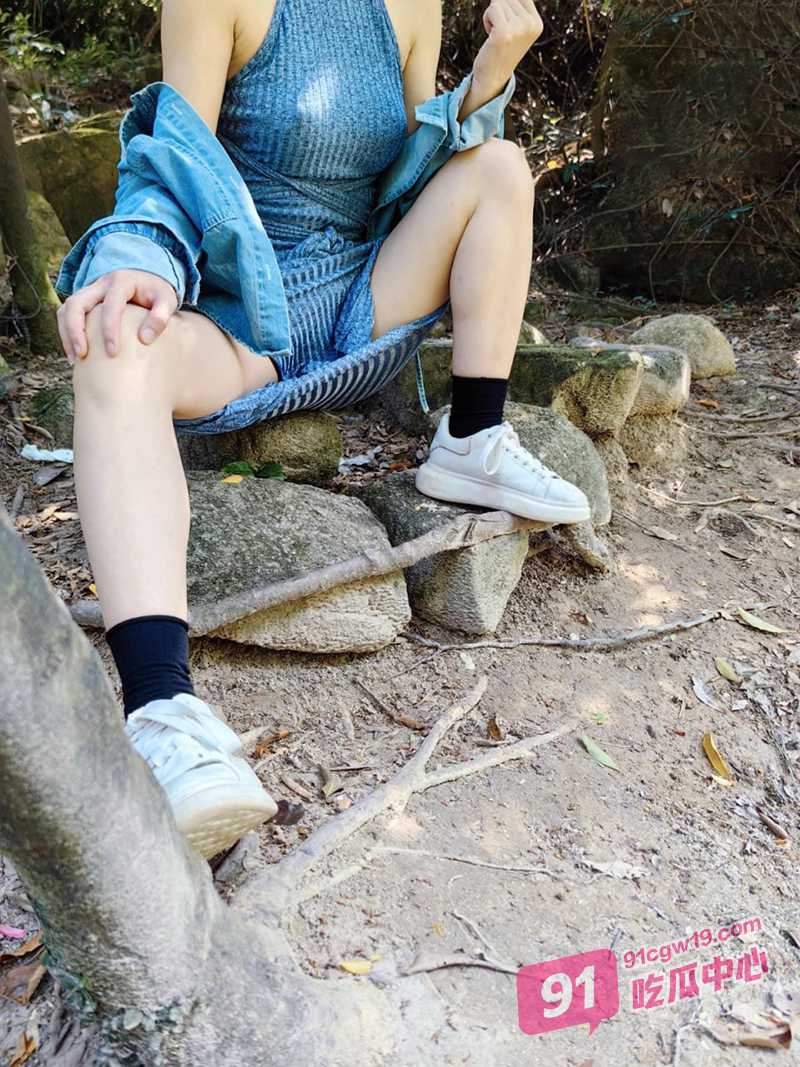 海角乱伦之我的美嫂子～表哥不在家 野外成功把嫂子干到颤抖！ 配图4