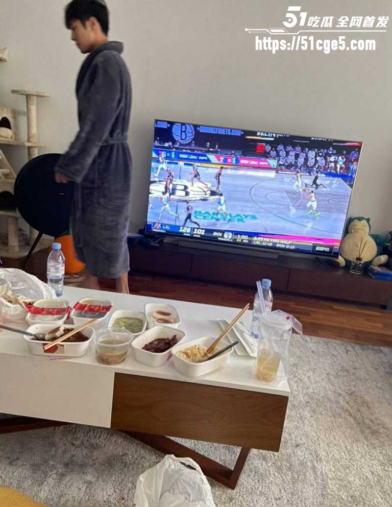 司晓迪曝光鹿晗关晓彤恋爱期间多次约炮025 司晓迪曝光鹿晗关晓彤恋爱期间多次约炮025