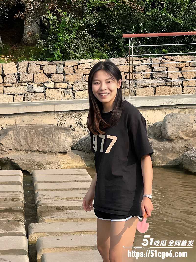 精致反差婊 卢绘旭 不雅视频 2 精致反差婊 卢绘旭 不雅视频 2