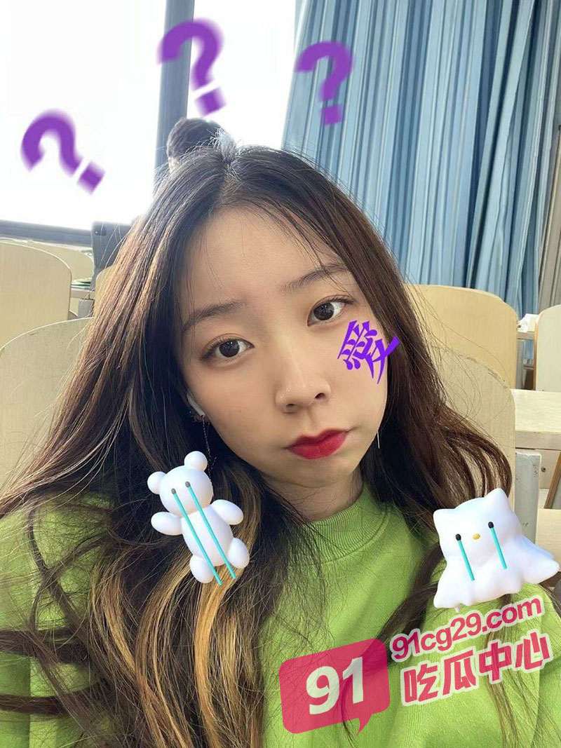 22岁广告系清纯才女瑱雯婧 看她在床上如何摇尾乞肏的淫荡样子！