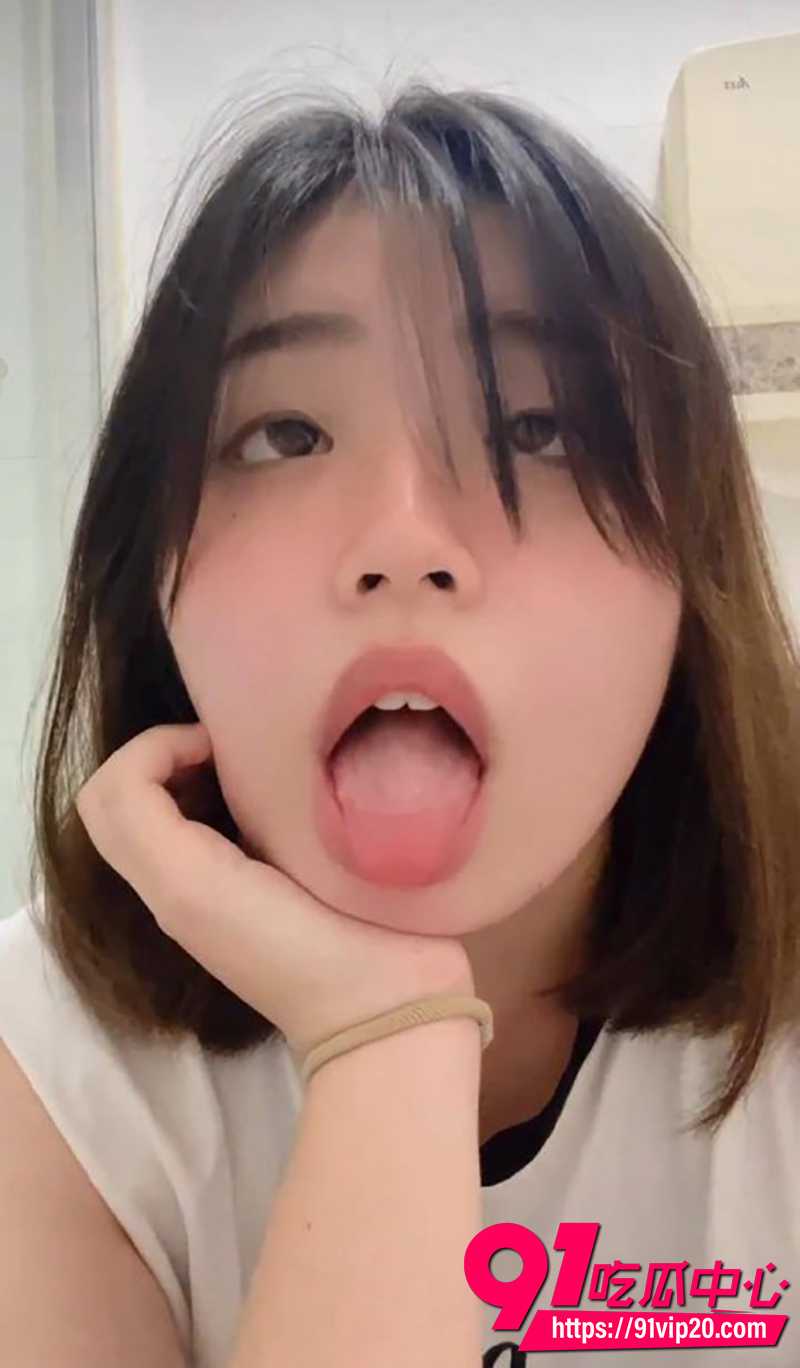 台湾元智大学财经系母狗芷晴 露脸口交做爱视频流出 口技超好女上位主动摇摆！