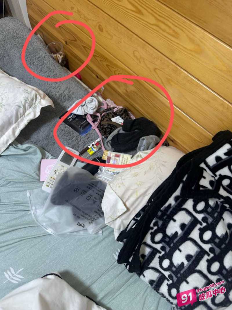 常州精神小妹 费雨心 不雅视频流出 一个月睡6个男人 做爱时让闺蜜观战 配图24