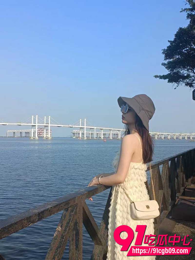 6湖北师范学院周露  1