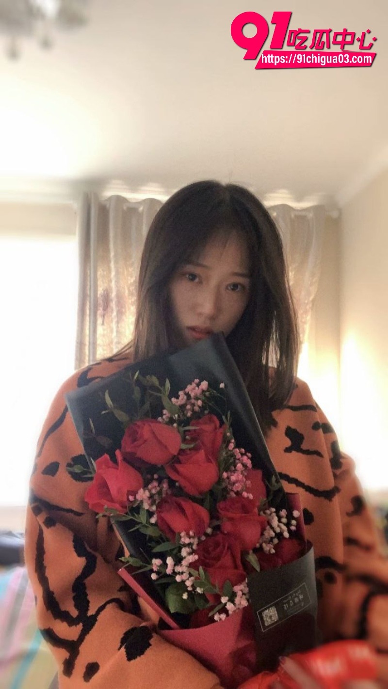 由于不能忍受自己的寂寞,在外面各种红杏出墙5 由于不能忍受自己的寂寞,在外面各种红杏出墙5