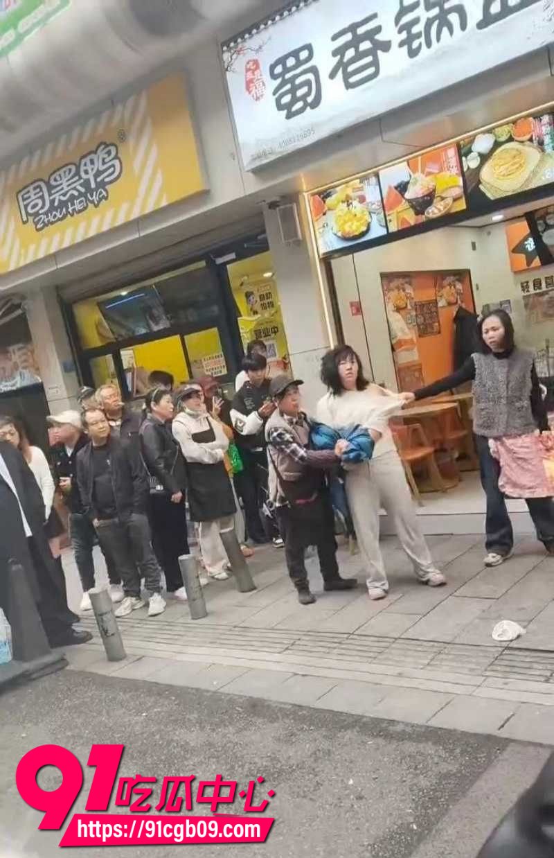 株洲芦淞区蜀香锅盔店女子吃霸王餐6