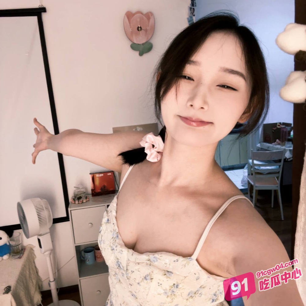 极品大水逼！高潮喷水柱合集 这是捅到地下河了吗？太能喷了！ 配图2