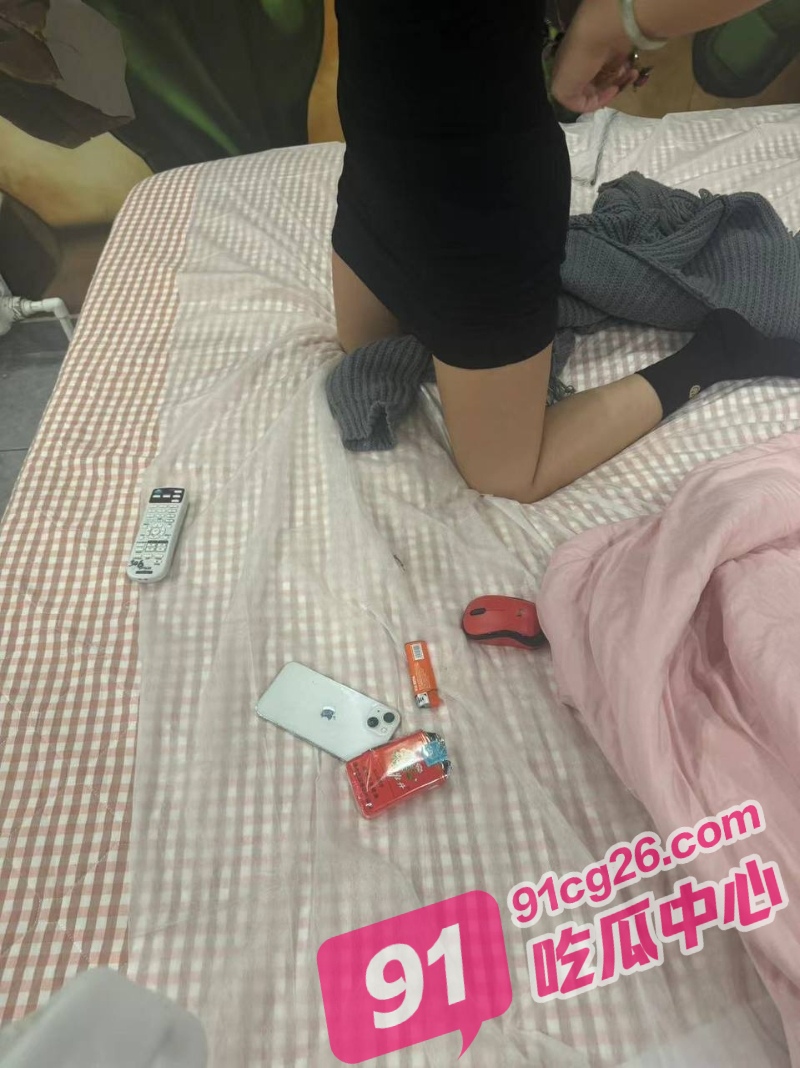 9_W_800px.jpg