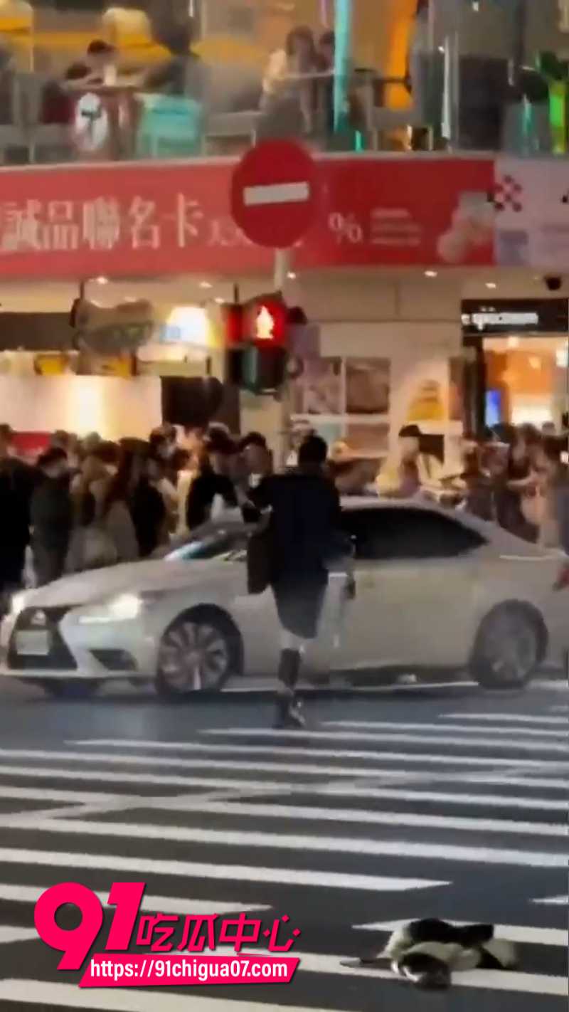 台北车站袭击案事件现场画面6