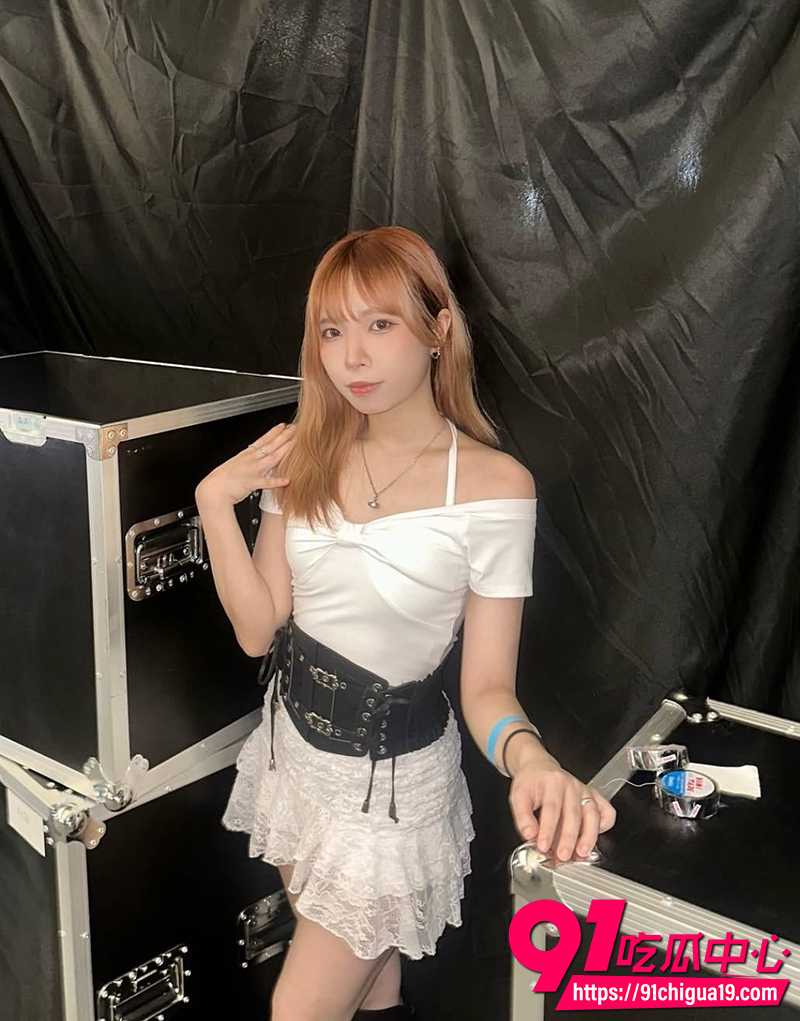 金发大学生蕾蕾 4 金发大学生蕾蕾 4