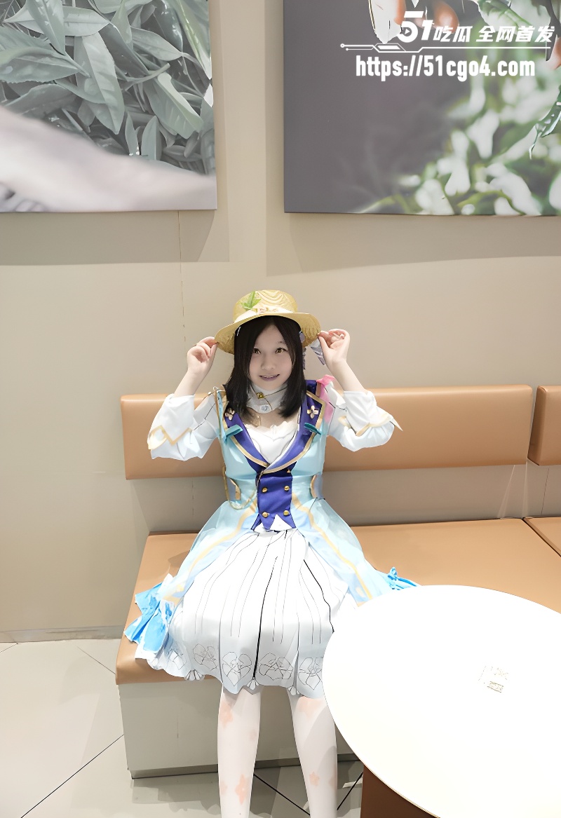 抖音媚黑网红 冰凌紫萱 挑战黑人肉棒 3 抖音媚黑网红 冰凌紫萱 挑战黑人肉棒 3