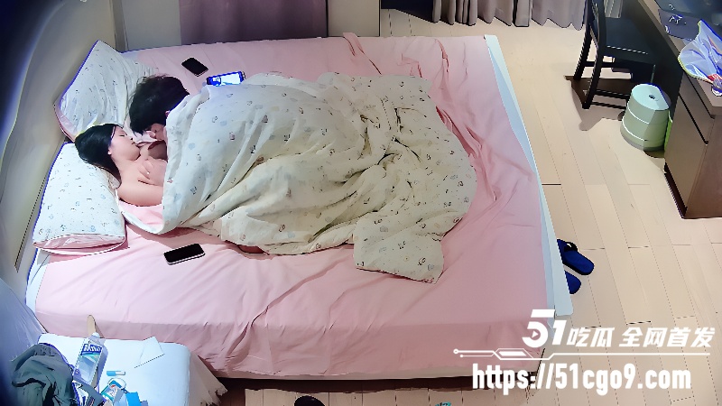 酒店针孔摄像头泄密 3