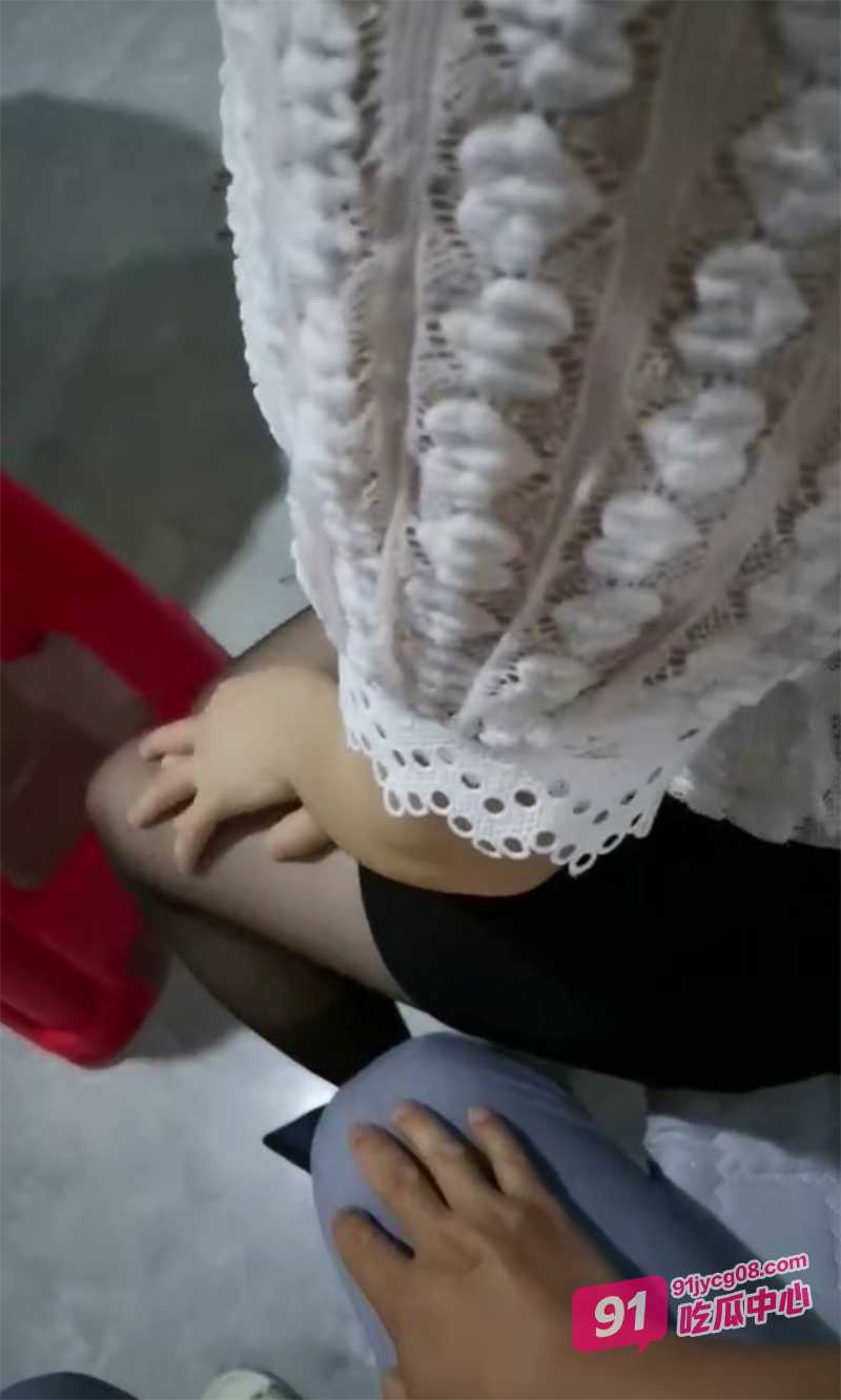 叔嫂乱伦之熟女的诱惑 从第一次的偷情到现在为所欲为！ 配图