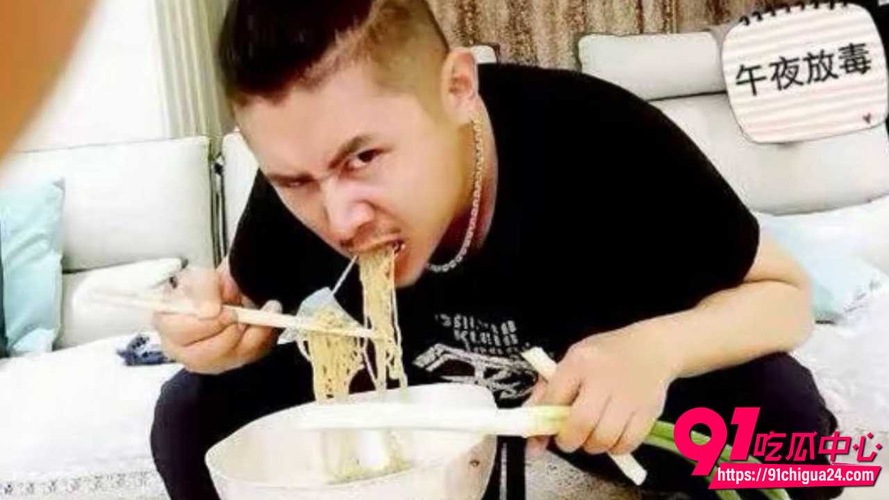 大冰从丽江炮王变身人生导师19