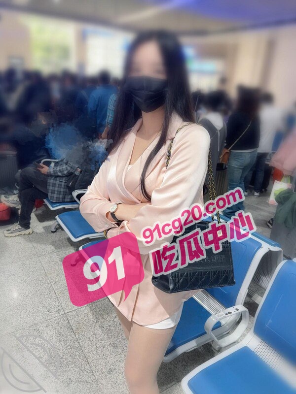 我的姐姐会喷水~与姐姐在火车上大战三百回合!